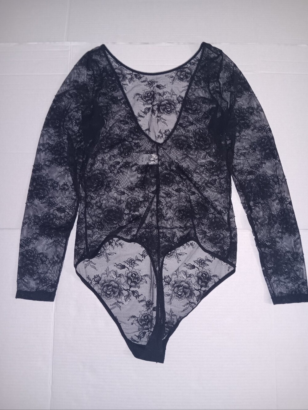 PARADE SHEER FLORAL LACE- V-NECKLINE LONG -SLEEVE BODYSUIT
